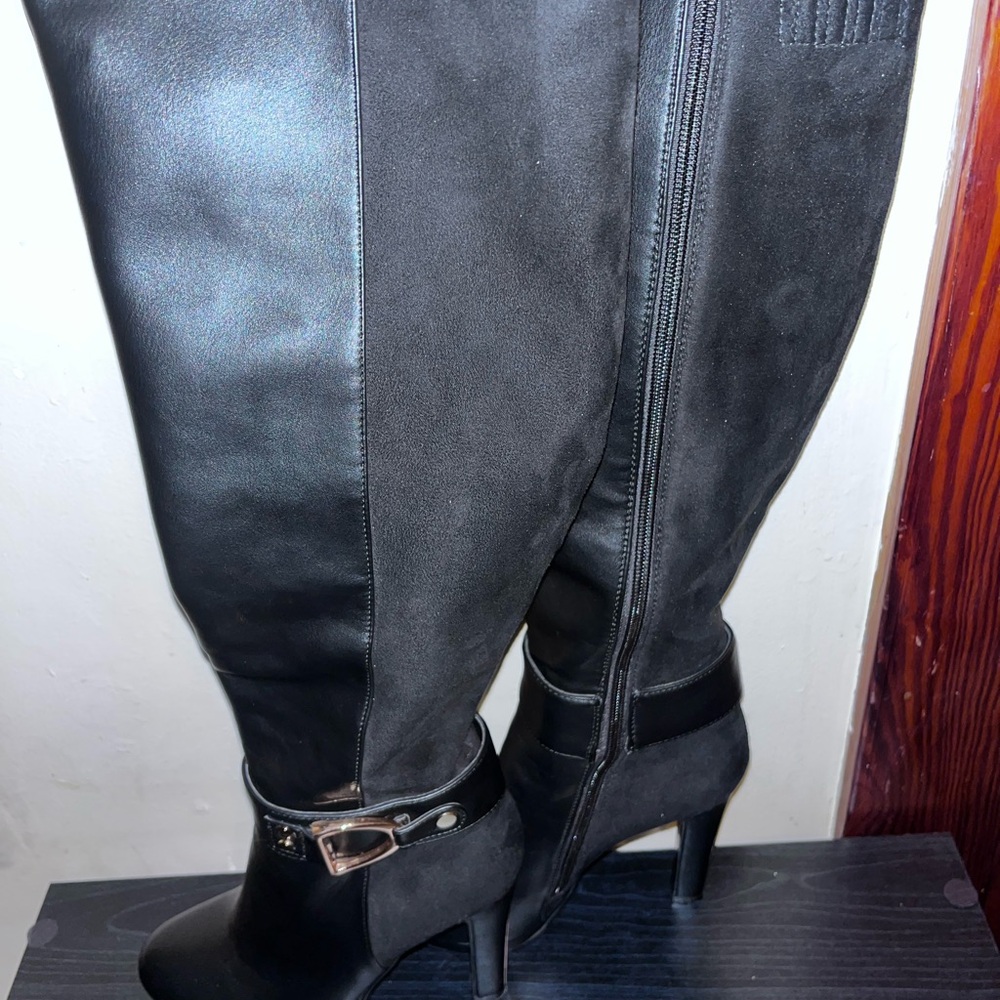 VENUS Black Over the Knee Boots
